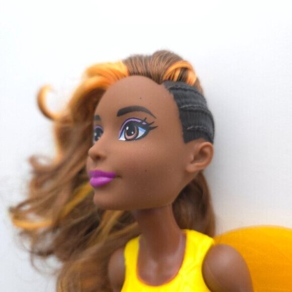 DC Super Hero Girls Action Training Dolls - Picture 12 of 16